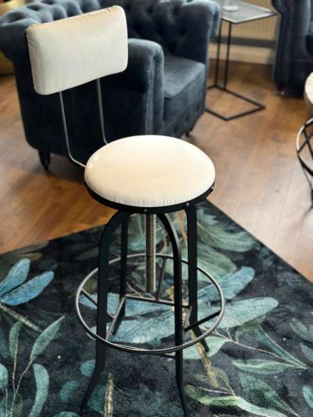 Strongroom Premium - Bar stool made of steel and genuine leather