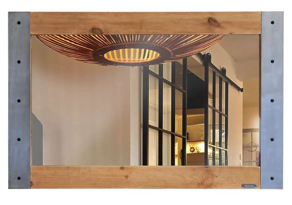 ISOLA LOFT – specchio in legno massiccio e acciaio dal design industriale